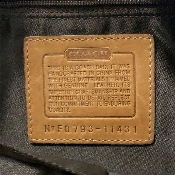 Coach Purse
Shoulder Bag - Picture 5 of 5